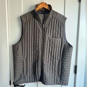 TASSO ELBA MENS VEST SIZE XL